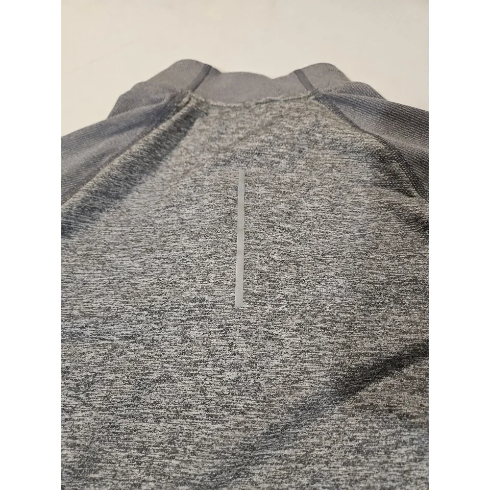 NWT Men's Nike Element Hz 2.0 Performance Pullover AH8973-021 1/4 Zip Small(1606
